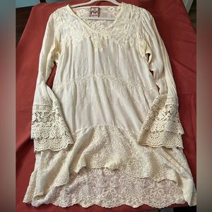 Beautiful Ivory Johnny Was Tunic